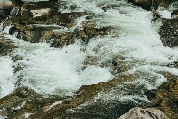 Découvrez les joyaux touristiques inspirant les écrivains : votre guide de créativité littéraire