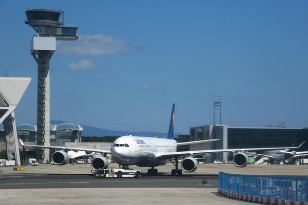 Astuces Incontournables pour Réduire vos Dépenses en Voyageant